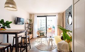 C1 Clemenceau Pool Balcony Bath Ac 2Mins Walk To Sand Beach