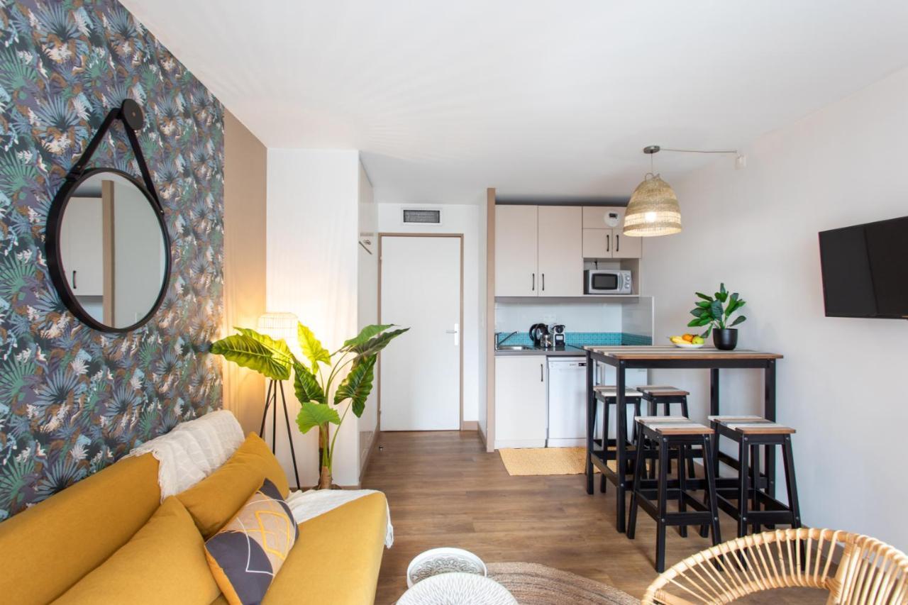 C1 Clemenceau Pool Balcony Bath Ac 2Mins Walk To Sand Beach Cannes Extérieur photo